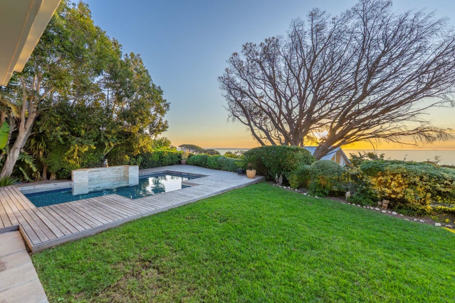 6 Bedroom Property for Sale in Camps Bay Western Cape